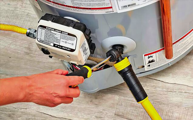 https://plumberyokine.com.au/uploads/2025/06/hot-water-385324.jpg