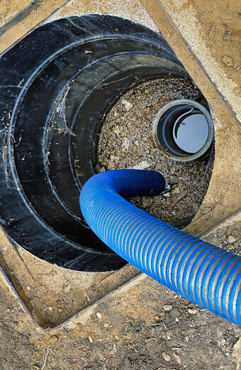 https://plumberyokine.com.au/uploads/2025/06/pipe-relining-84958.jpg
